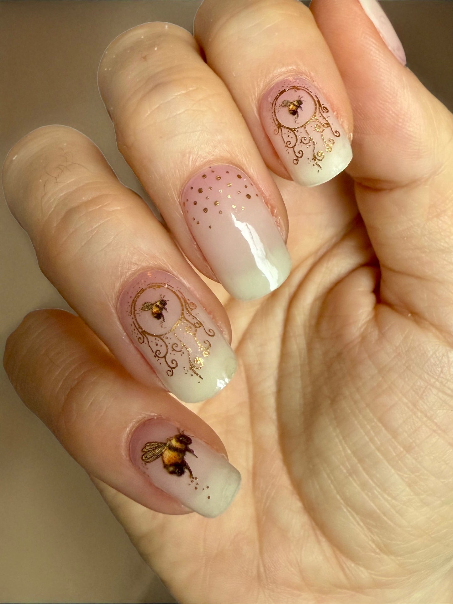 Jilly’s Bumblebee 16er Overlay
