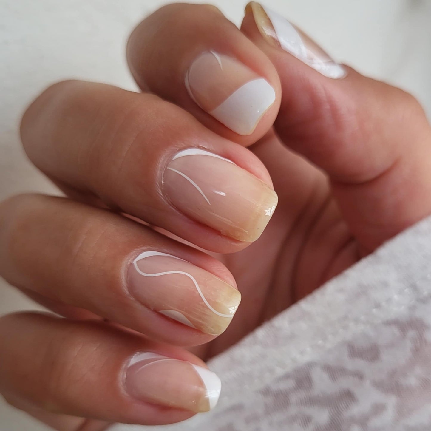 Waved French 16er Overlay