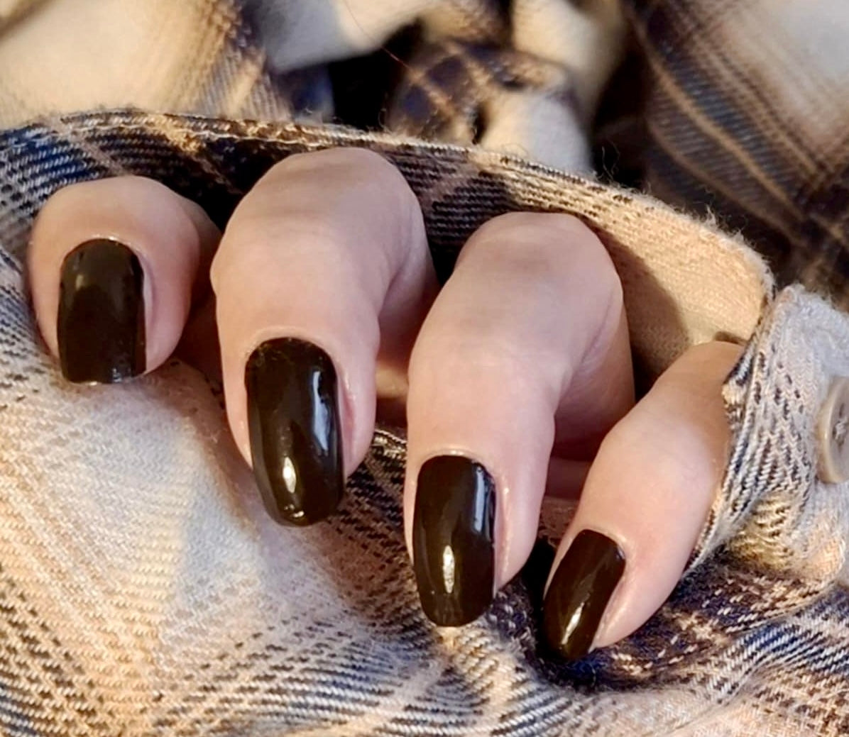 Uni Dark Chocolate 16er