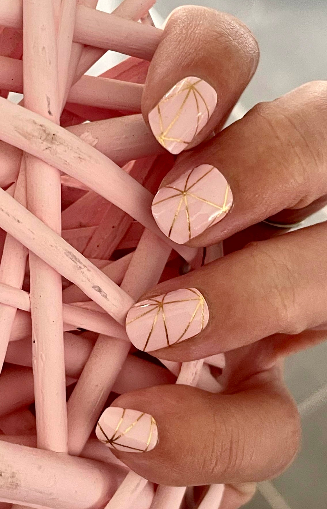 Rosy Future 16er-Blush&Cherry - Blush and Cherry - Nagelfolien ohne UV