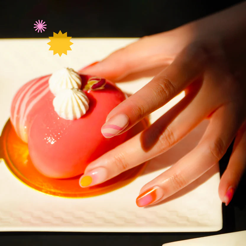 Hey_YoureEnchanting_Heyhae_Koreanische_Gelfolien_Nagelfolien_UV-Folien_Sonnenhartend_Blush_and_Cherry