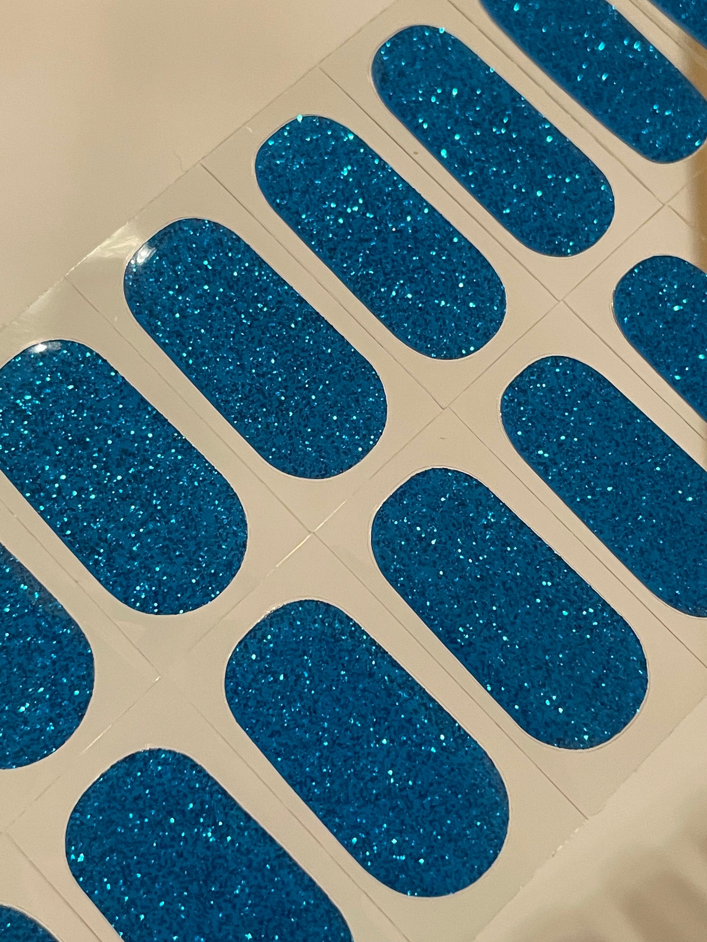UV Electric Blue 20er-Blush&Cherry-Blush and Cherry-UV Gelfolie-Nagelfolien-Nail wraps