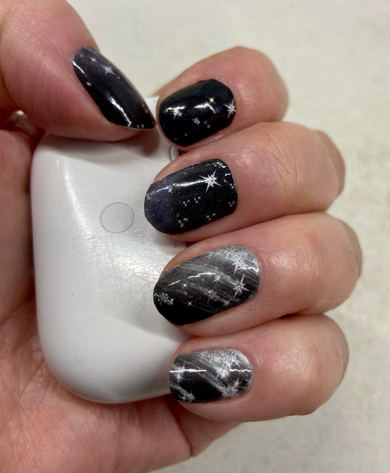 Halley’s Comet 16er-Blush&Cherry - Blush and Cherry - Nagelfolien ohne UV