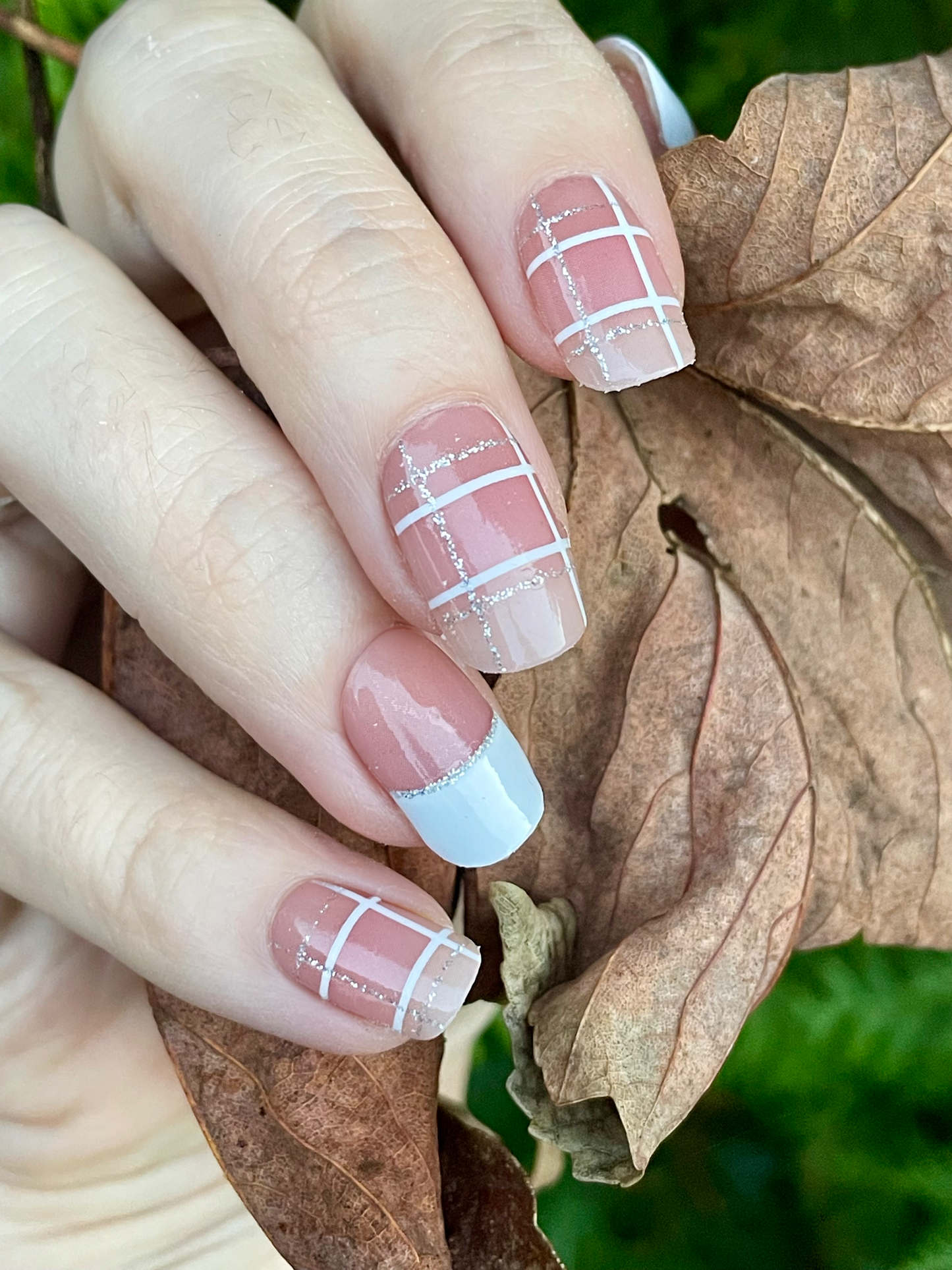 Blush Plaid 16er-Blush&Cherry - Blush and Cherry - Nagelfolien ohne UV