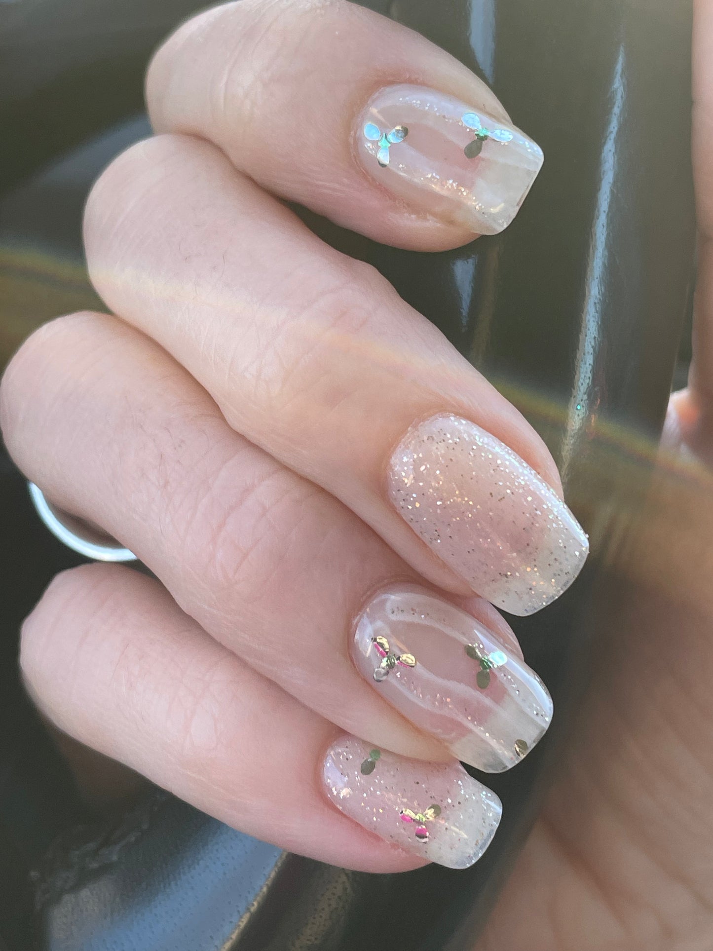 Hey, It’s Enchanted Glow-UV Nail Wraps-Blush&Cherry - Blush and Cherry - Heyhae UV Gel Folien - Premium Solar
