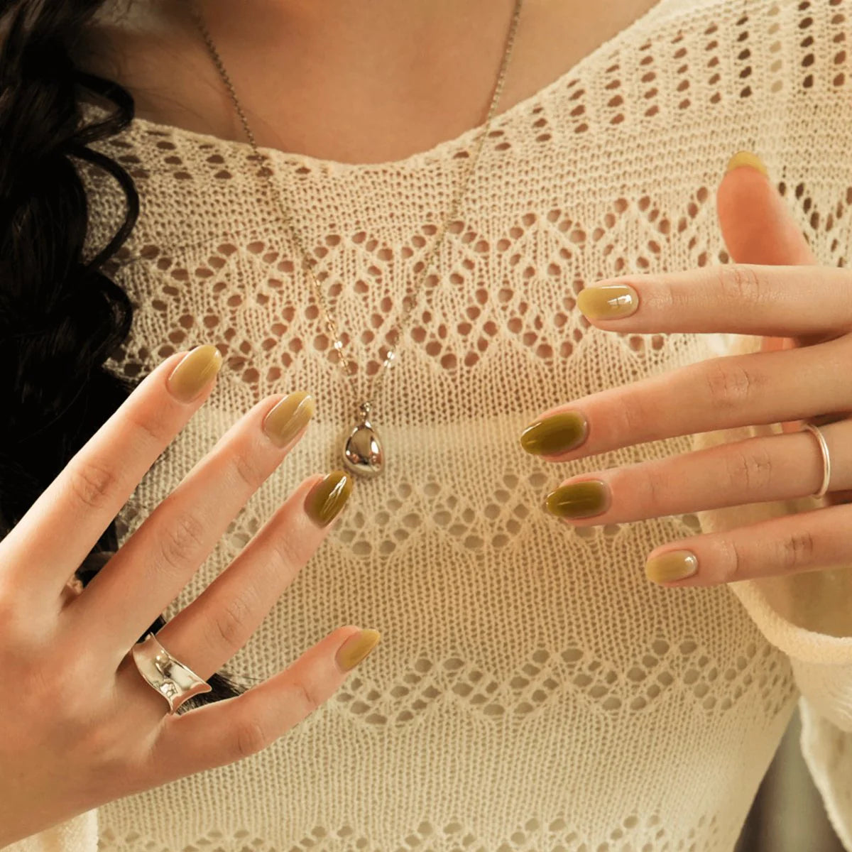Hey, I‘m Lost In The Woods-UV Nail Wraps-Blush&Cherry - Blush and Cherry - Heyhae UV Gel Folien - Premium Solar