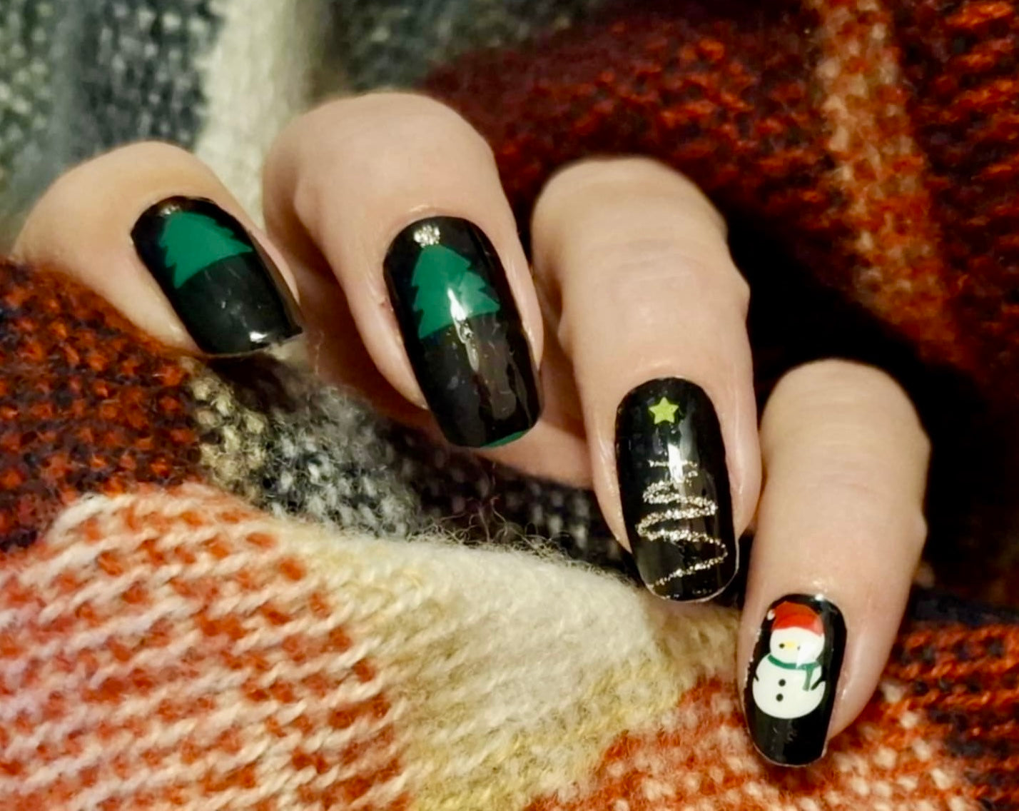 Claws For Claus 16er Overlay