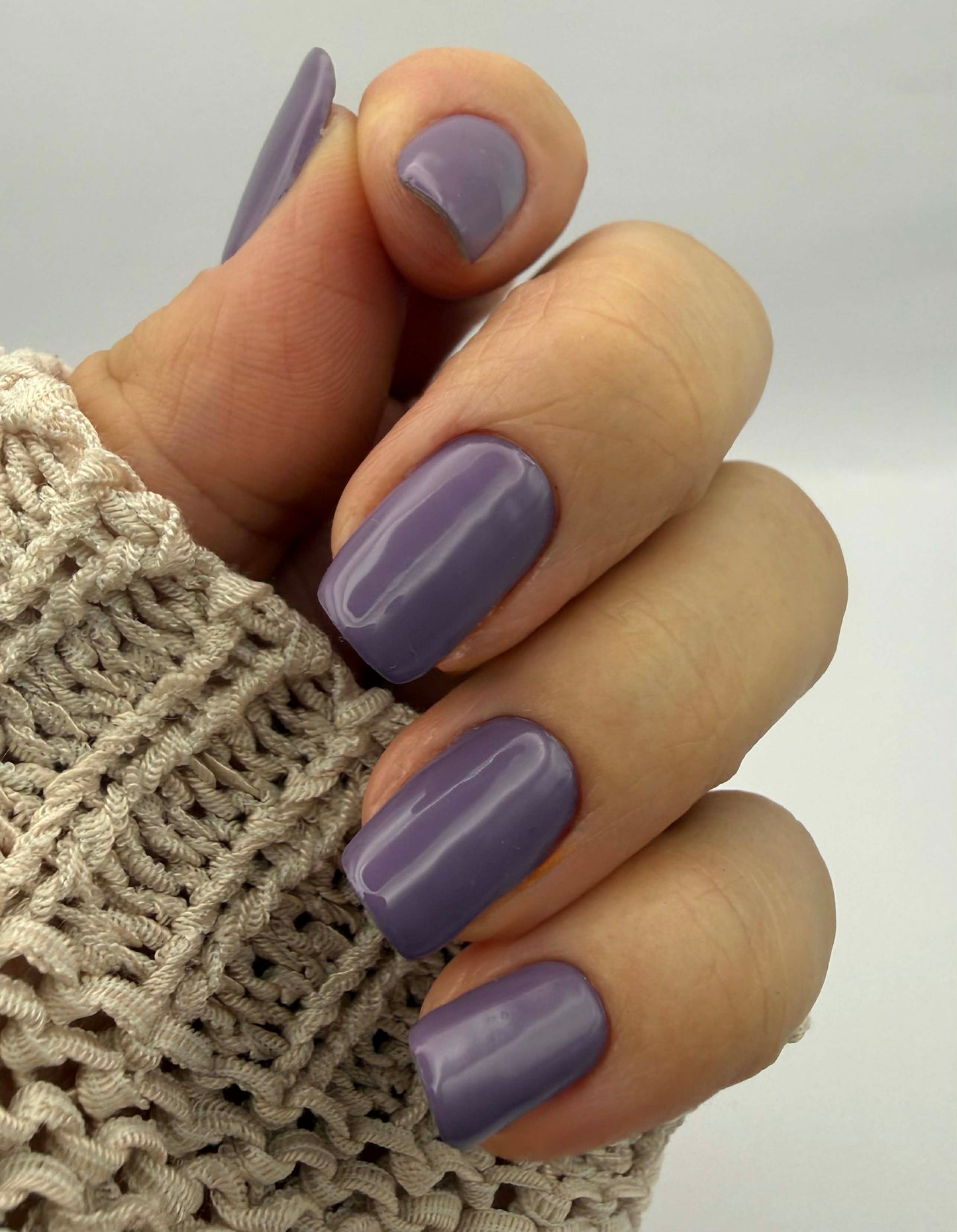 Uni Dark Lavender 16er