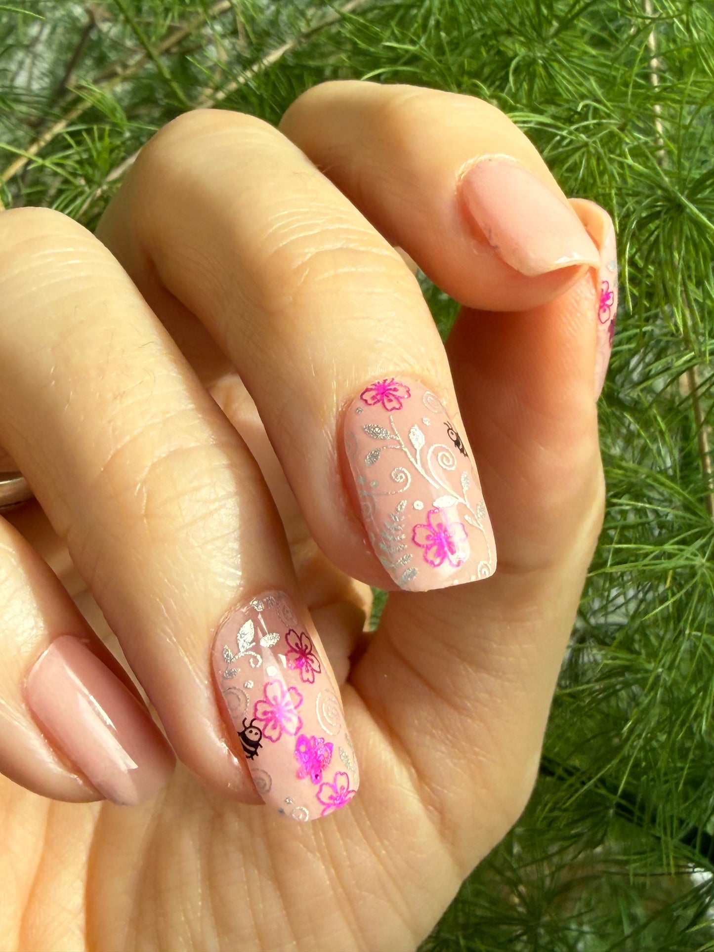 Buzzy Blossom 16er Overlay