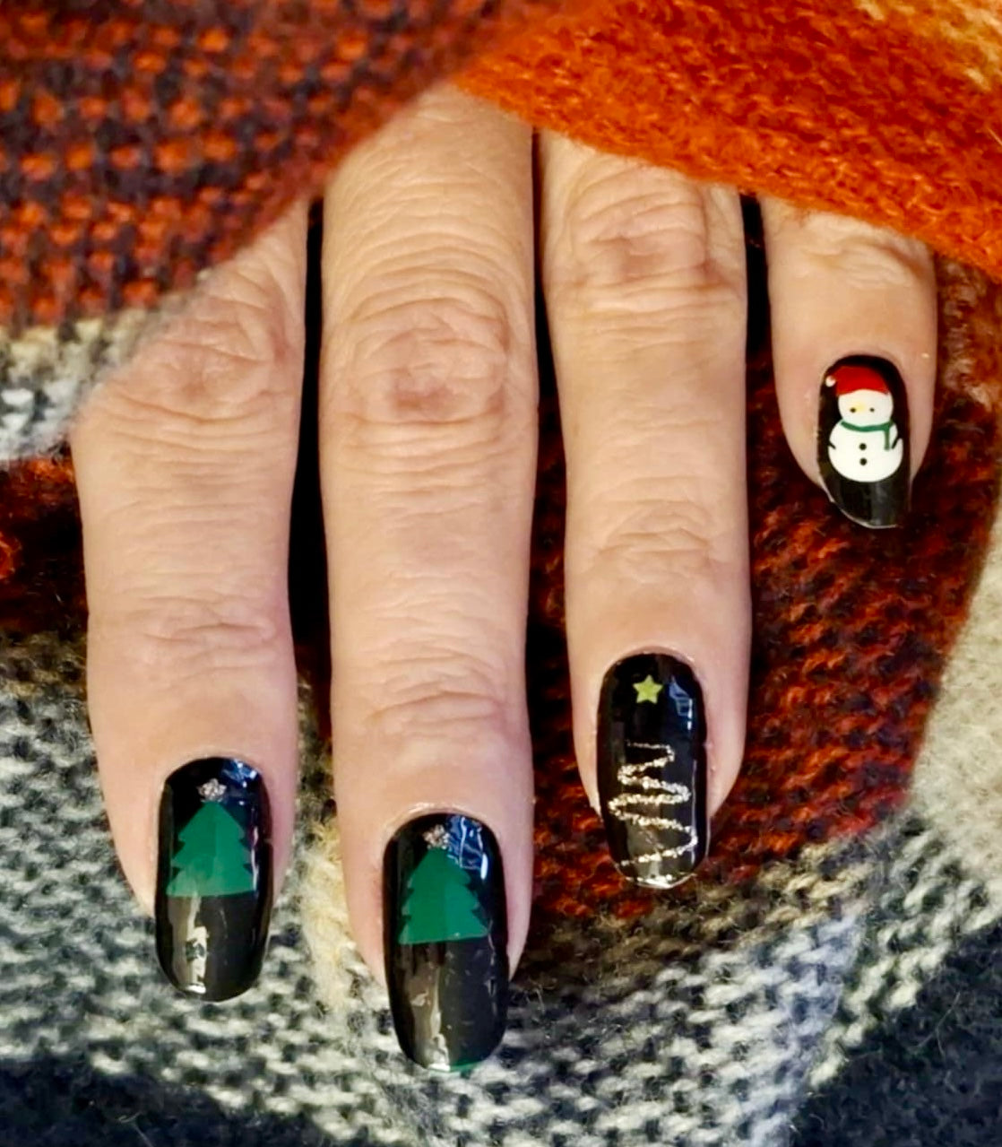 Claws For Claus 16er Overlay
