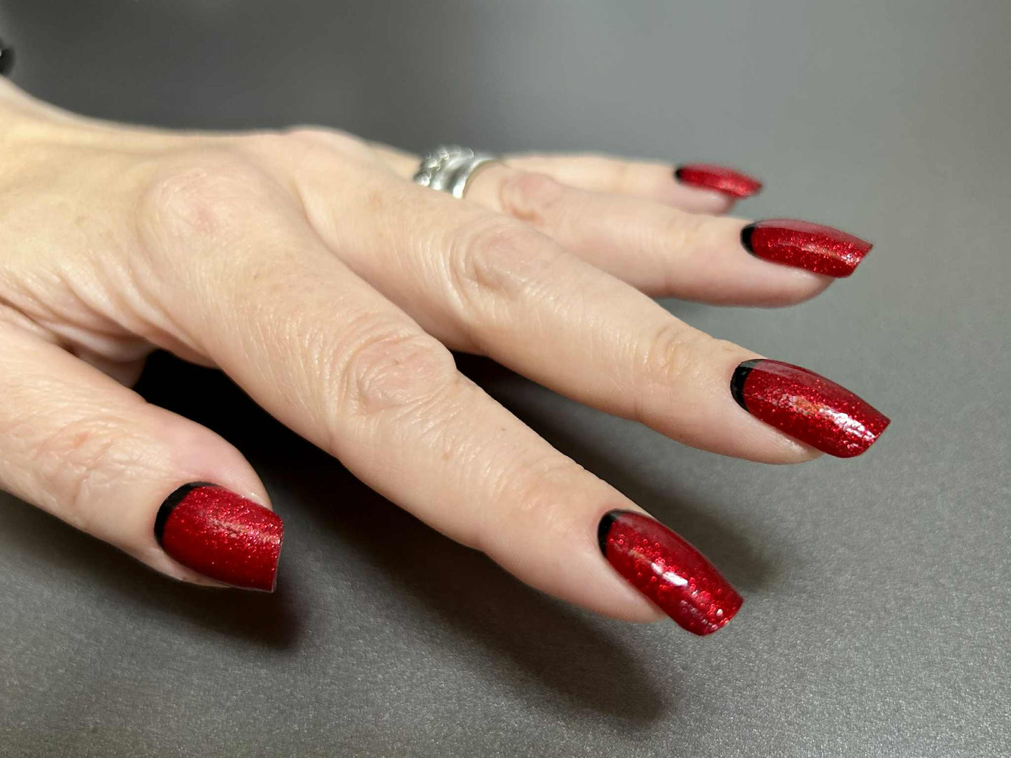 Dracula‘s Girl 16er