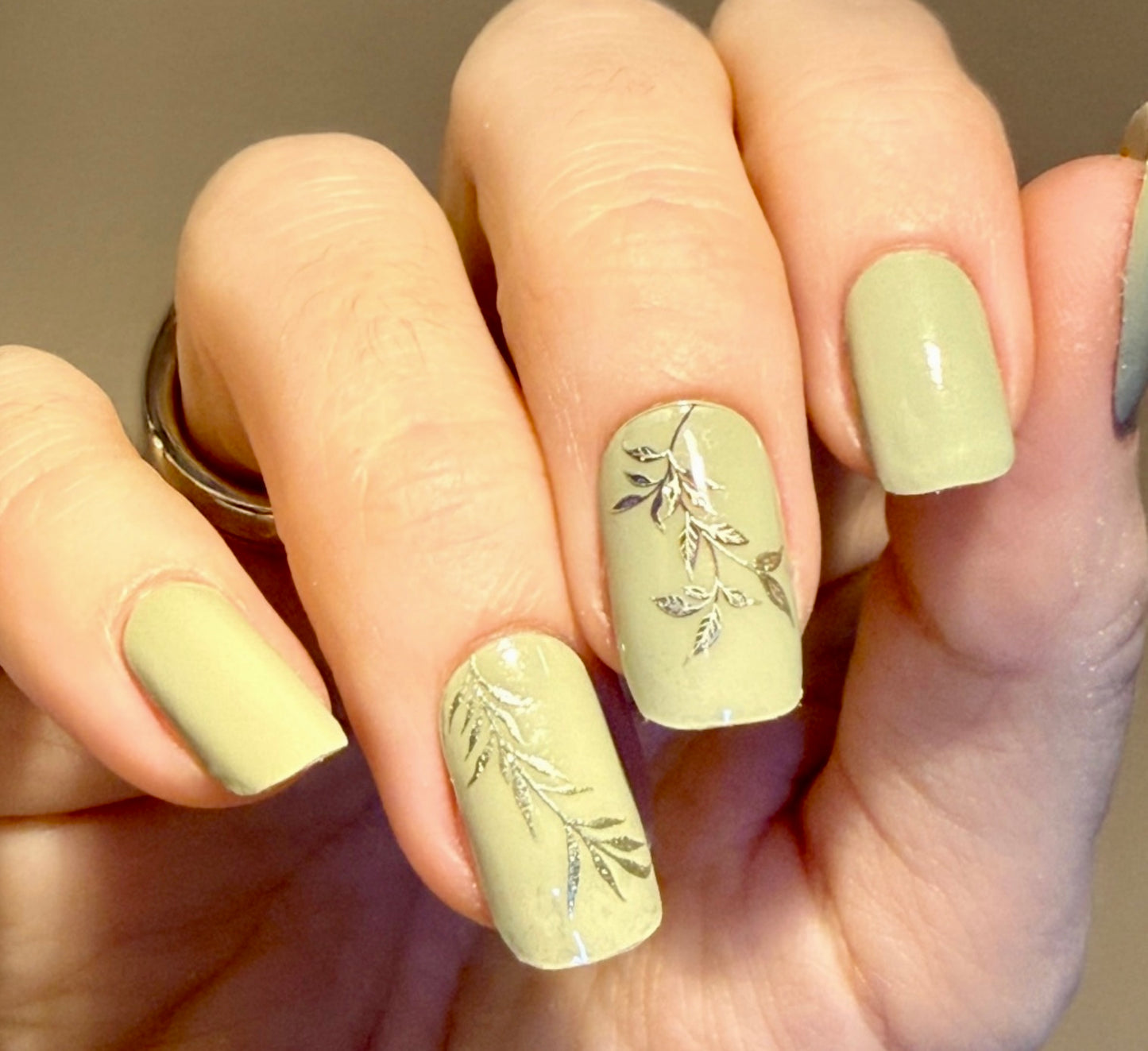 Lisi’s Leaves 16er Overlay