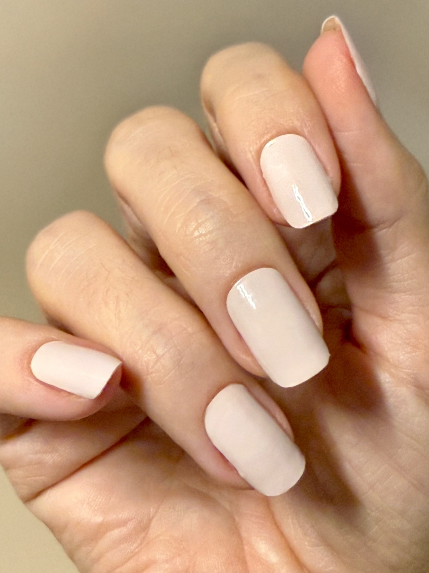 Uni Alabaster 16er