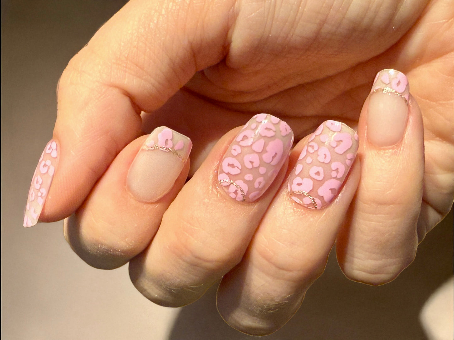 Rosy Roar 16er Overlay