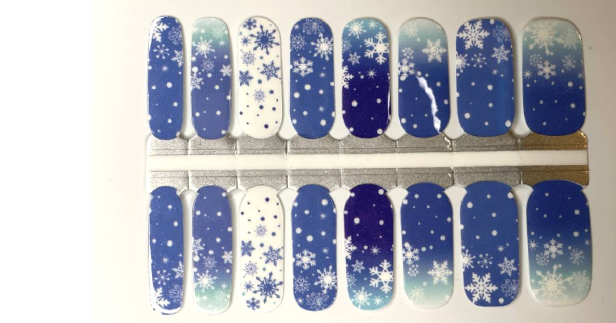 Nagelfolie Nail wraps Blush&Cherry Leise rieselt der Schnee